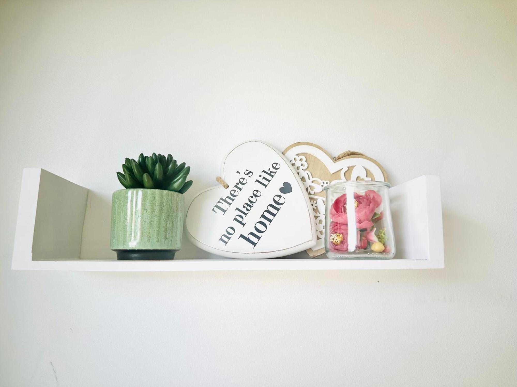 Le Jardin Suspendu, Steps To & Station Apartment